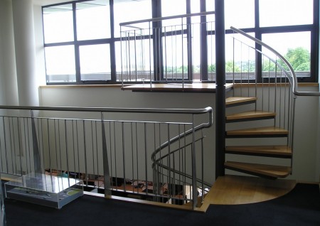 ‘C&C’ Stainless Steel Landings Balustrde