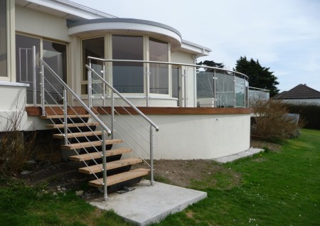 ‘Ceanchor’ Stairs Curved Deck Balustrade