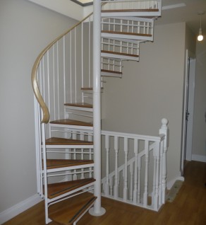 ‘Violet Hill’ Executive Spiral Stairs