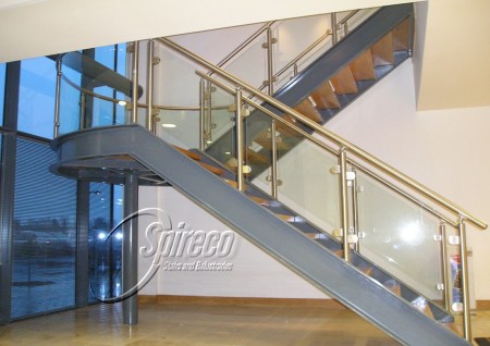 ‘IDA’ Stairs with Stainless Steel & Glass Balustrade