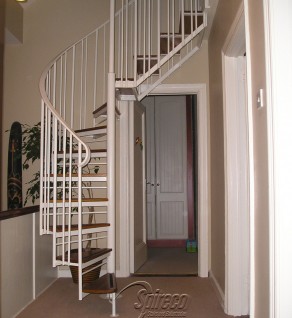 ‘Executive Hip’ style Spiral Stairs