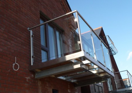 ‘Arianna’ Stainless Steel Balcony