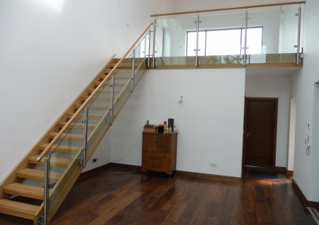 ‘Straffan’ Side-Mounted Balustrade