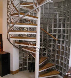 ‘Tradewinds’ Stainless Slipstream Spiral Stairs